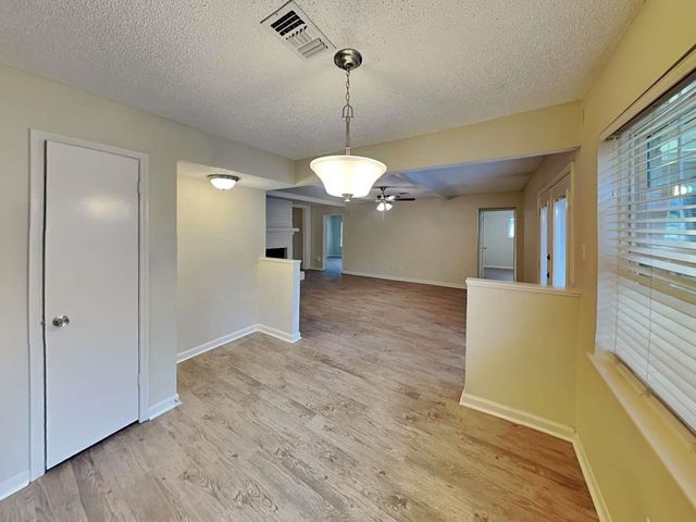 7022 Fox Knoll Lane, Humble, TX 77338