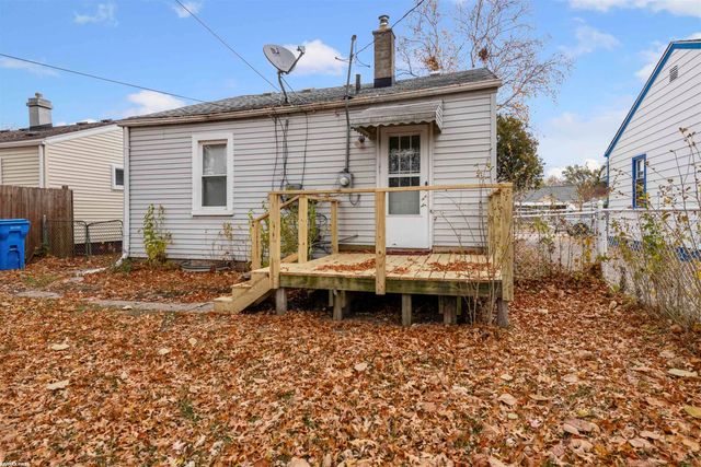 27699 Brettonwoods Street, Madison Heights, MI 48071