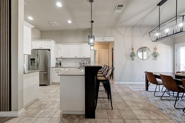 9541 SW 27th Street, Oklahoma City, OK 73128