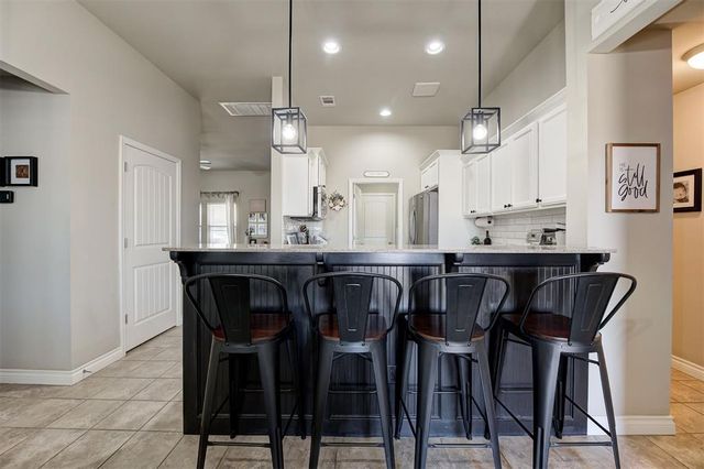 9541 SW 27th Street, Oklahoma City, OK 73128