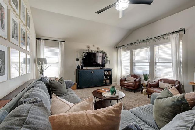 9541 SW 27th Street, Oklahoma City, OK 73128