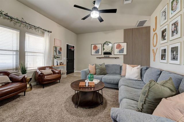 9541 SW 27th Street, Oklahoma City, OK 73128