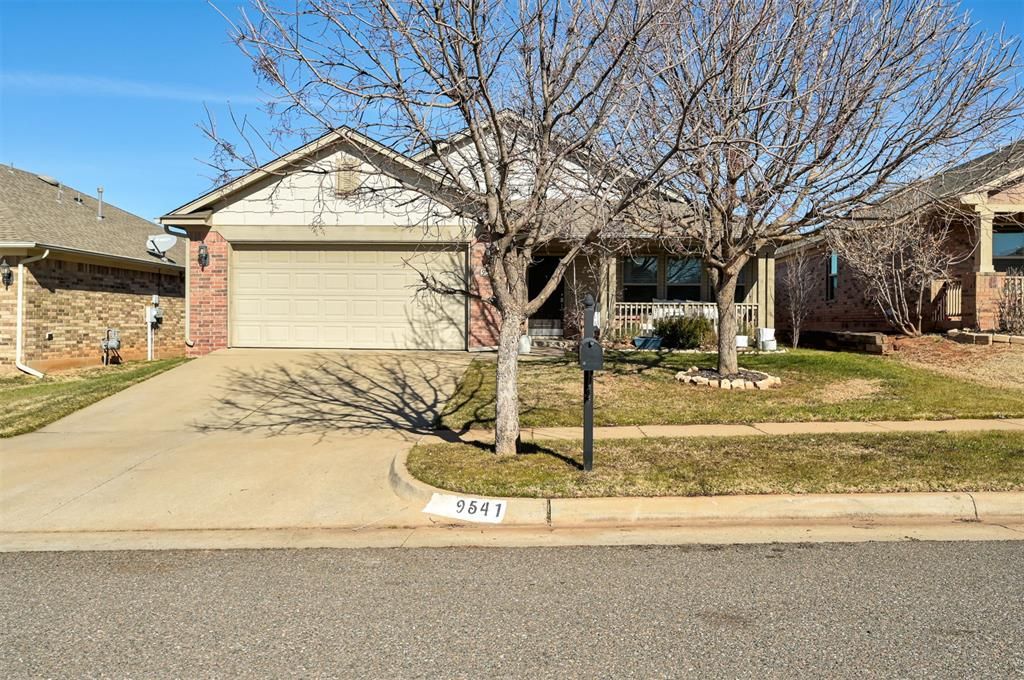 9541 SW 27th Street, Oklahoma City, OK 73128