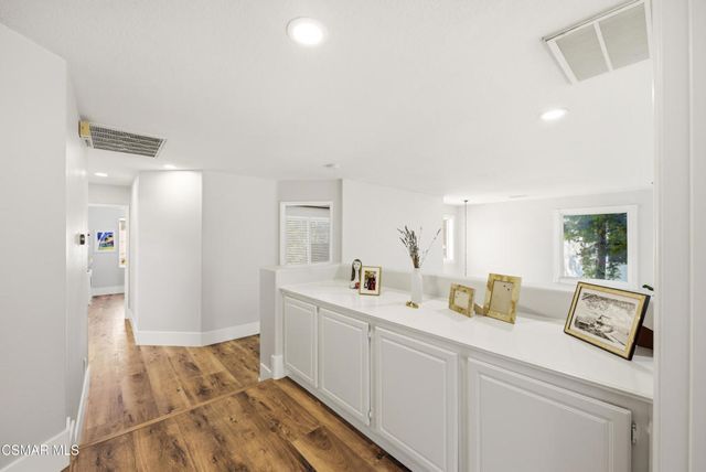 178 Giant Oak Avenue, Newbury Park, CA 91320