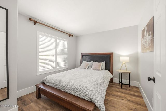 178 Giant Oak Avenue, Newbury Park, CA 91320