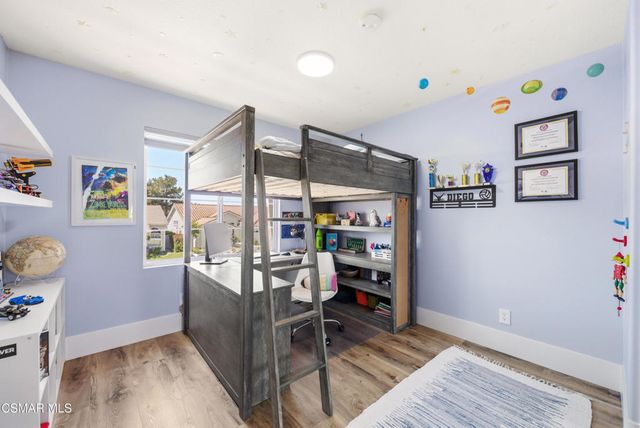 178 Giant Oak Avenue, Newbury Park, CA 91320