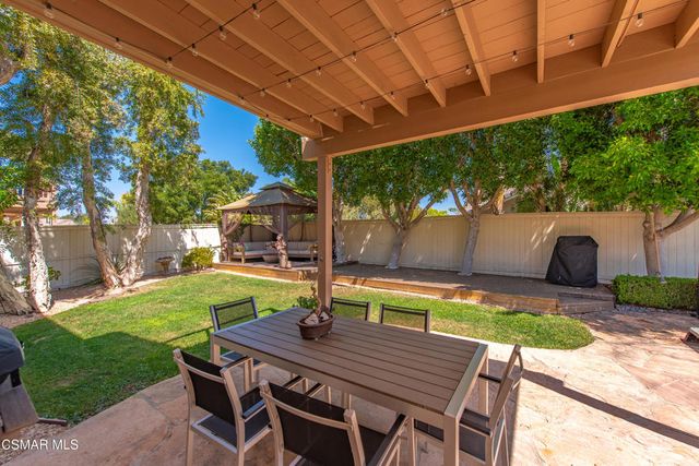 178 Giant Oak Avenue, Newbury Park, CA 91320