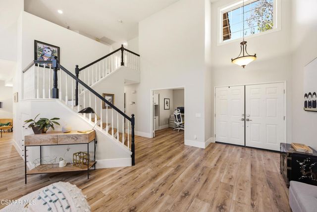 178 Giant Oak Avenue, Newbury Park, CA 91320