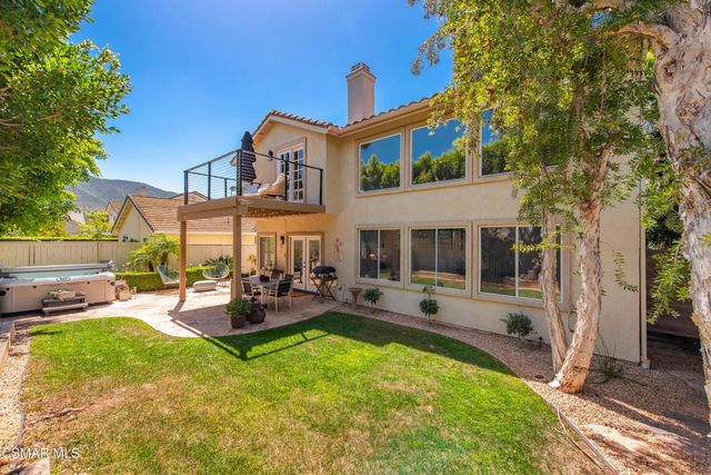 178 Giant Oak Avenue, Newbury Park, CA 91320