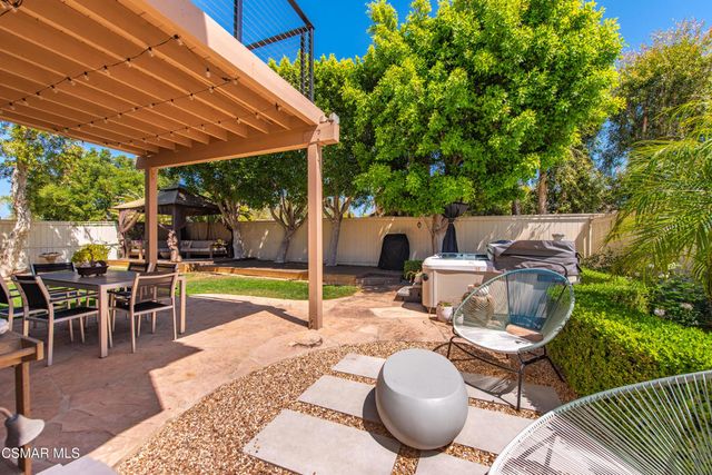 178 Giant Oak Avenue, Newbury Park, CA 91320