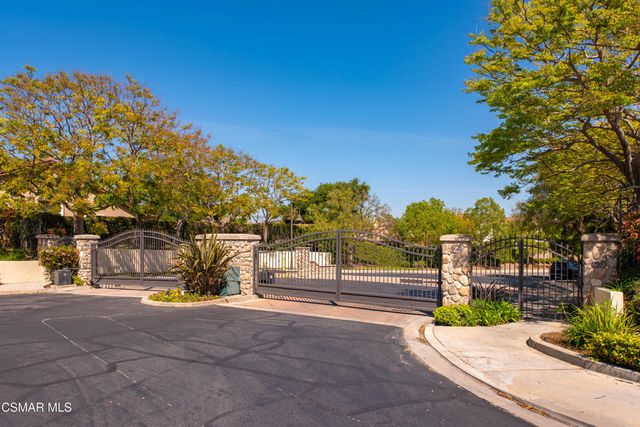 178 Giant Oak Avenue, Newbury Park, CA 91320