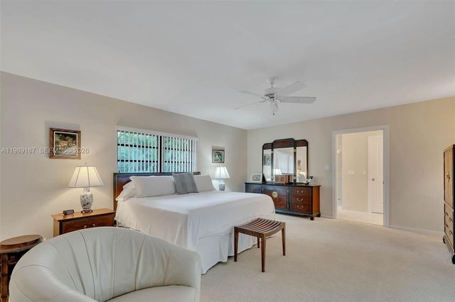 16745 SW 74th Ct, Palmetto Bay, FL 33157