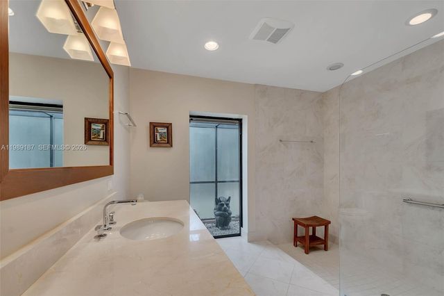 16745 SW 74th Ct, Palmetto Bay, FL 33157