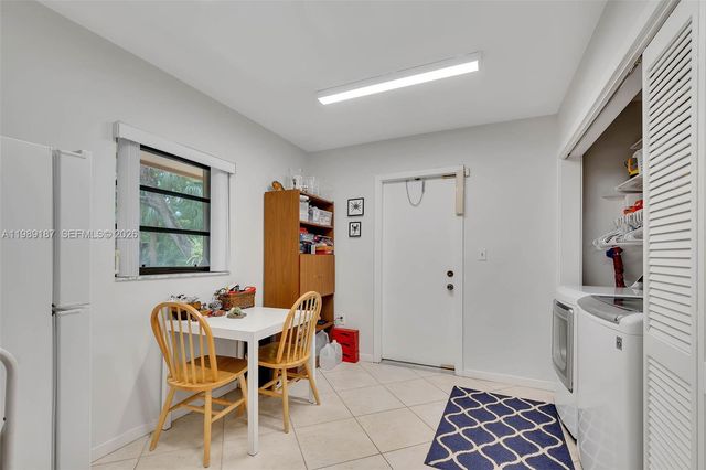 16745 SW 74th Ct, Palmetto Bay, FL 33157