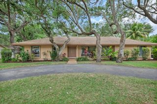 16745 SW 74th Ct, Palmetto Bay, FL 33157