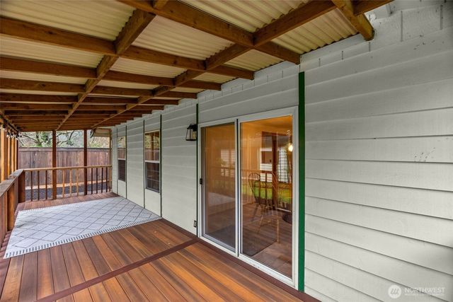 8825 Skokomish Way NE, Olympia, WA 98516