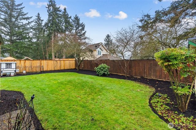 8825 Skokomish Way NE, Olympia, WA 98516