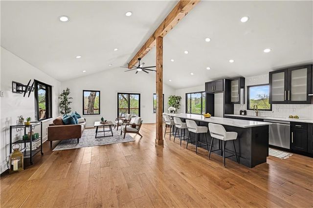 8305 NW Forest Drive, Weatherby Lake, MO 64152