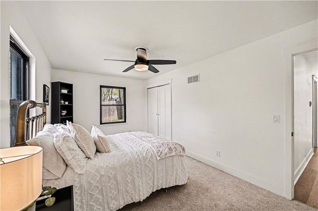 8305 NW Forest Drive, Weatherby Lake, MO 64152
