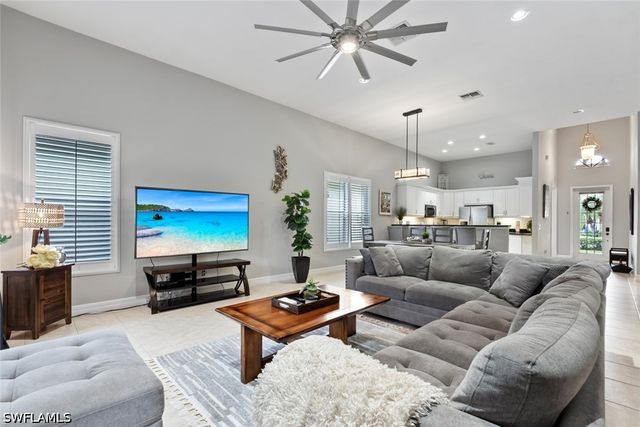 6051 Shallows WAY, Naples, FL 34109