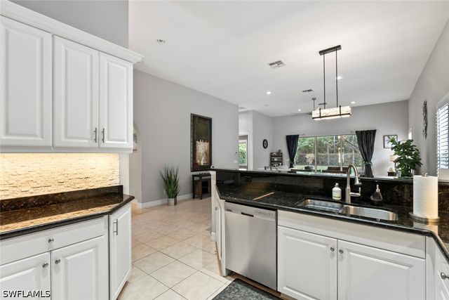 6051 Shallows WAY, Naples, FL 34109