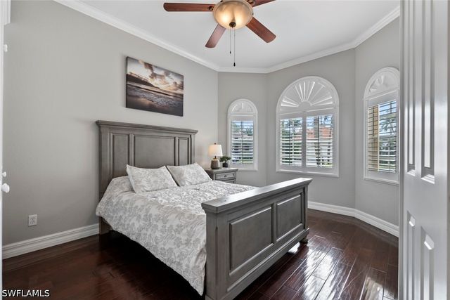 6051 Shallows WAY, Naples, FL 34109