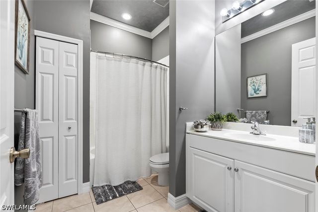 6051 Shallows WAY, Naples, FL 34109