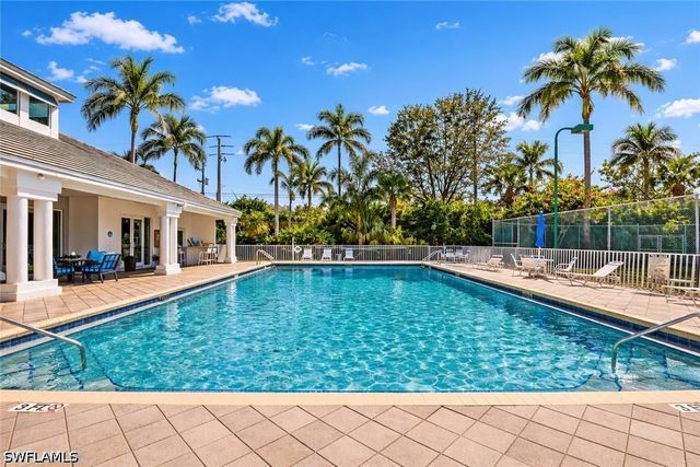 6051 Shallows WAY, Naples, FL 34109