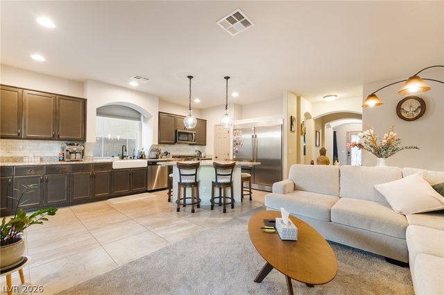 10130 Cache River Court, Las Vegas, NV 89141