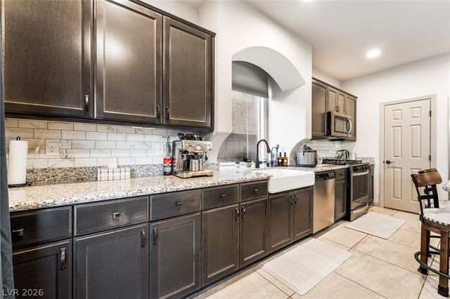 10130 Cache River Court, Las Vegas, NV 89141