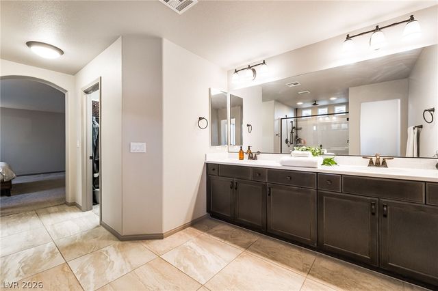 10130 Cache River Court, Las Vegas, NV 89141