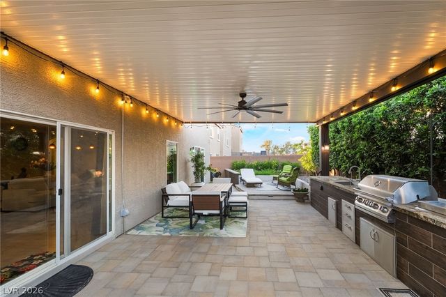 10130 Cache River Court, Las Vegas, NV 89141