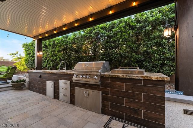 10130 Cache River Court, Las Vegas, NV 89141