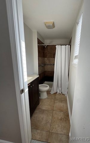 8313 West Point Drive, Clarence, NY 14051