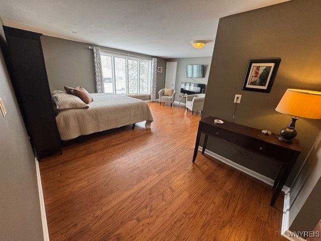 8313 West Point Drive, Clarence, NY 14051