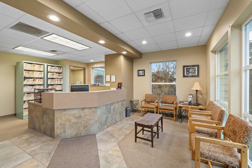 107 E Holland Ave, Spokane, WA 99218 photo 12