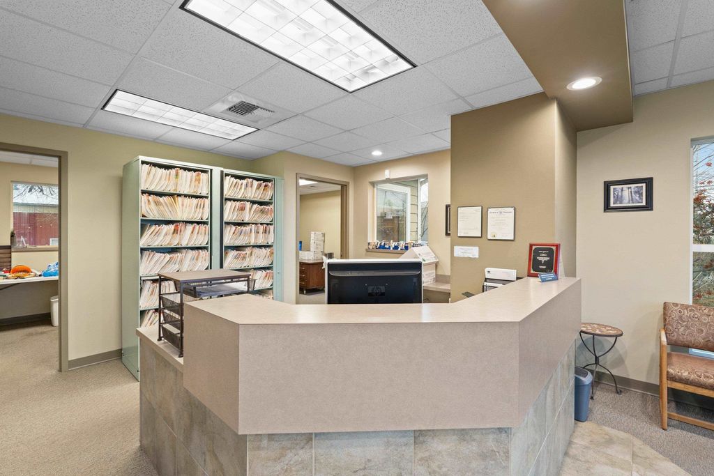 107 E Holland Ave, Spokane, WA 99218 photo 14