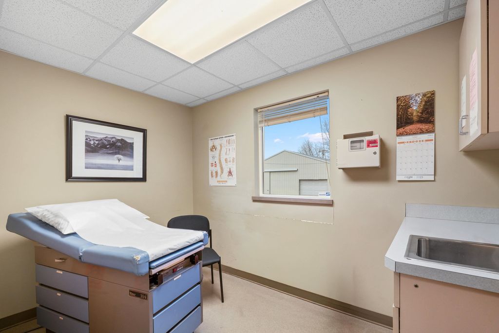 107 E Holland Ave, Spokane, WA 99218 photo 22