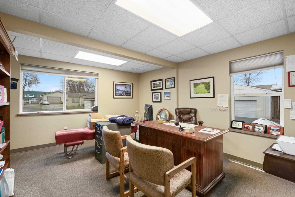 107 E Holland Ave, Spokane, WA 99218 photo 23