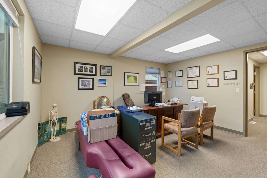 107 E Holland Ave, Spokane, WA 99218 photo 24