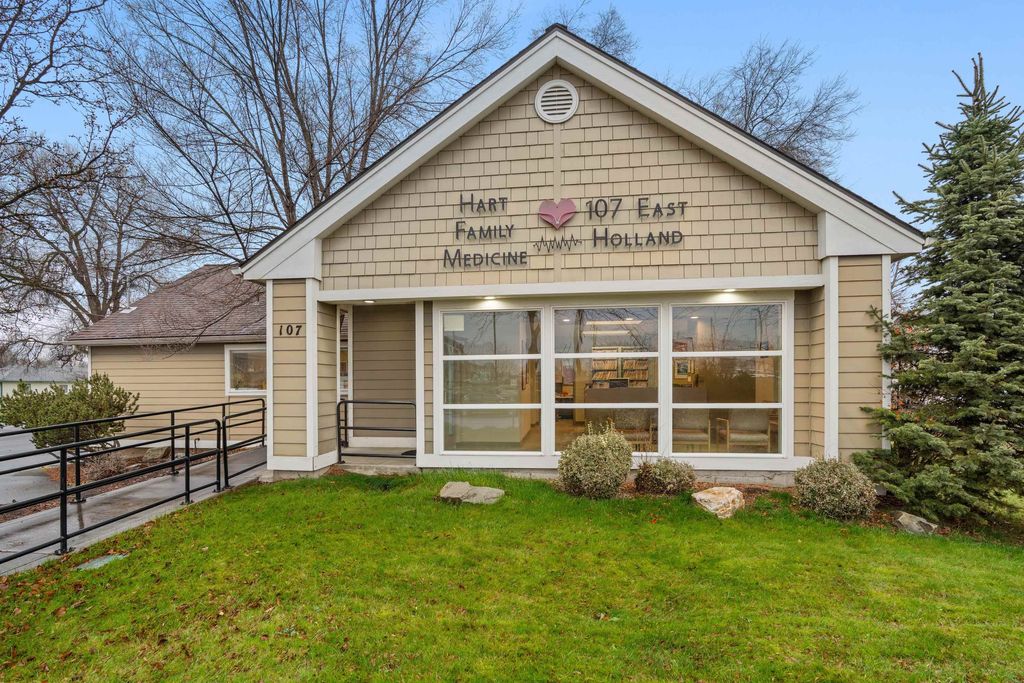 107 E Holland Ave, Spokane, WA 99218 photo 10