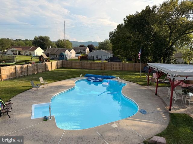 254 OWENS PL, Birdsboro, PA 19508