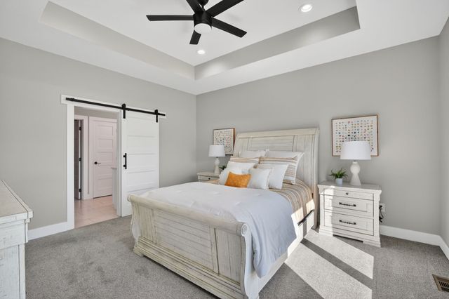 5015 149th Court, Urbandale, IA 50323