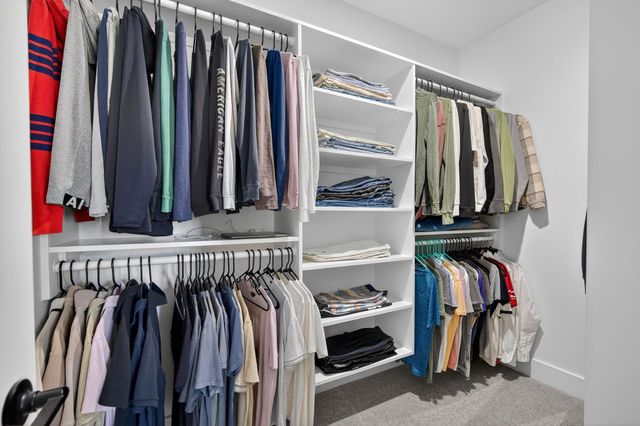 5015 149th Court, Urbandale, IA 50323