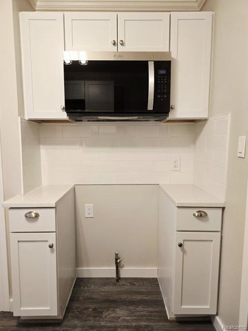 423 Campbell Street, River Rouge, MI 48218