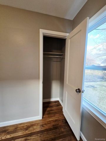 423 Campbell Street, River Rouge, MI 48218