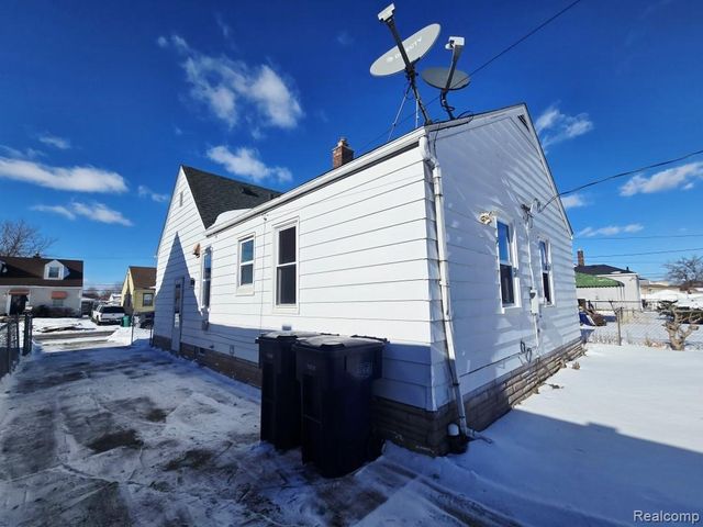 423 Campbell Street, River Rouge, MI 48218