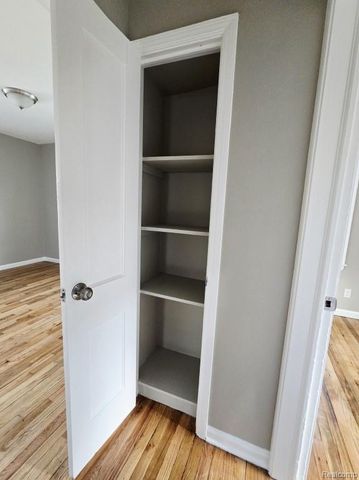 423 Campbell Street, River Rouge, MI 48218