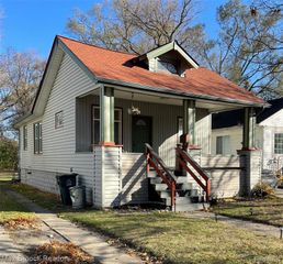 808 Laprairie Street, Ferndale, MI 48220