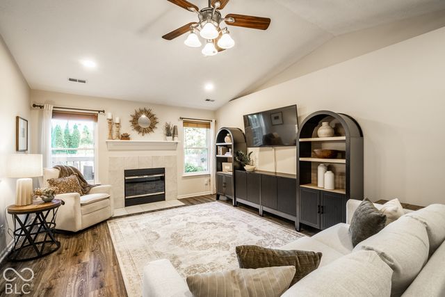 11378 Cherry Blossom West Drive, Fishers, IN 46038